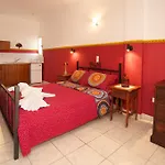 Nostos & فندق 2*