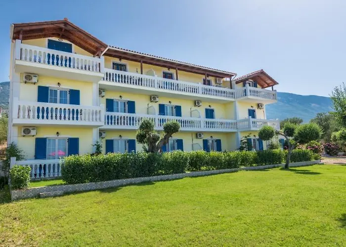 Nostos & Szálloda 2*