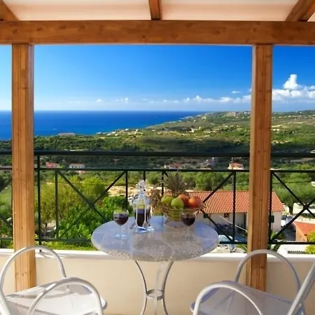 Nostos & מלון Vlachata