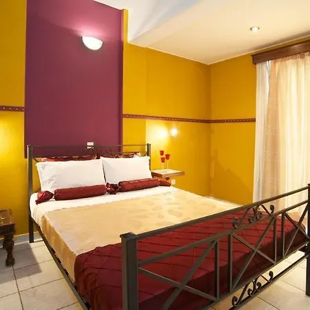 Nostos فندق 3*