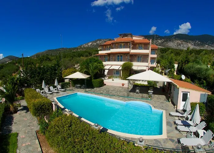 Hotel Nostos & 2*